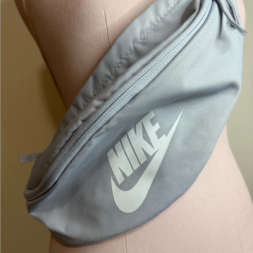 Nike Women’s Light Gray Crossbody Sling Bag with Pink Strap